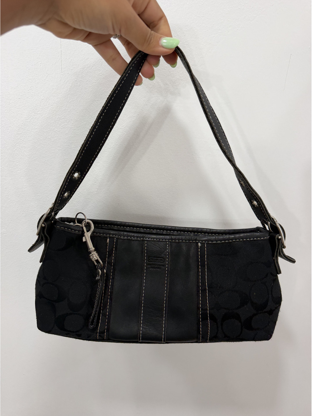 Vintage Coach Hamptons Signature Baguette Black Shoulder Bag - Y2K Purse
